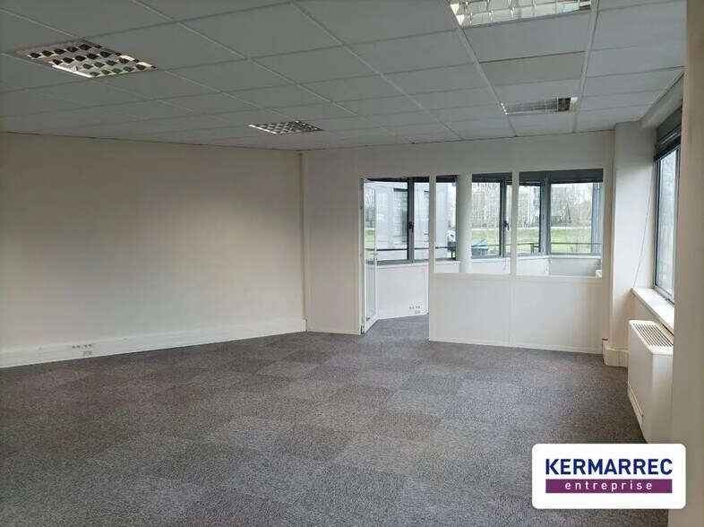 Bureau dans Nantes à vendre - Photo du bâtiment - Image 2 de 7