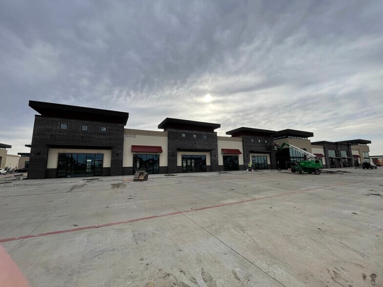 10302 Coit Rd, Frisco, TX à louer - Photo du bâtiment - Image 2 de 5