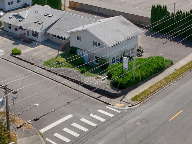 902 E Maple St, Arlington, WA à louer - Photo du bâtiment - Image 1 de 20