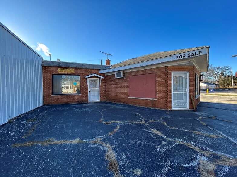 8943 Ogden Ave, Brookfield, IL for sale - Building Photo - Image 2 of 4