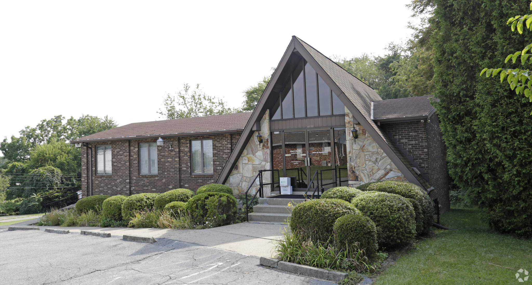 2285 Brodhead Rd, Aliquippa, PA for sale Building Photo- Image 1 of 1