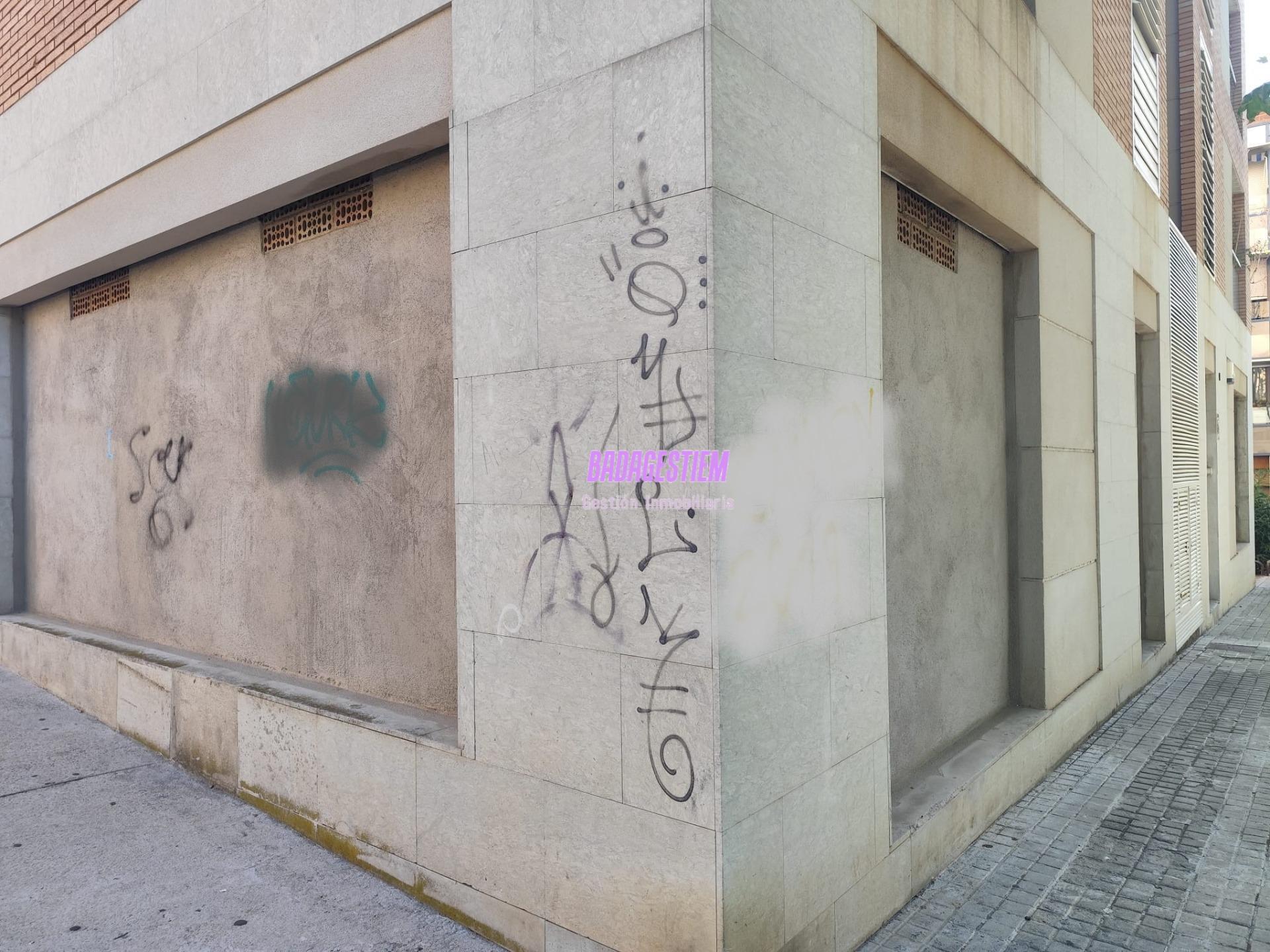 Commerce de détail dans Badalona, Barcelona à louer Photo intérieure- Image 1 de 5