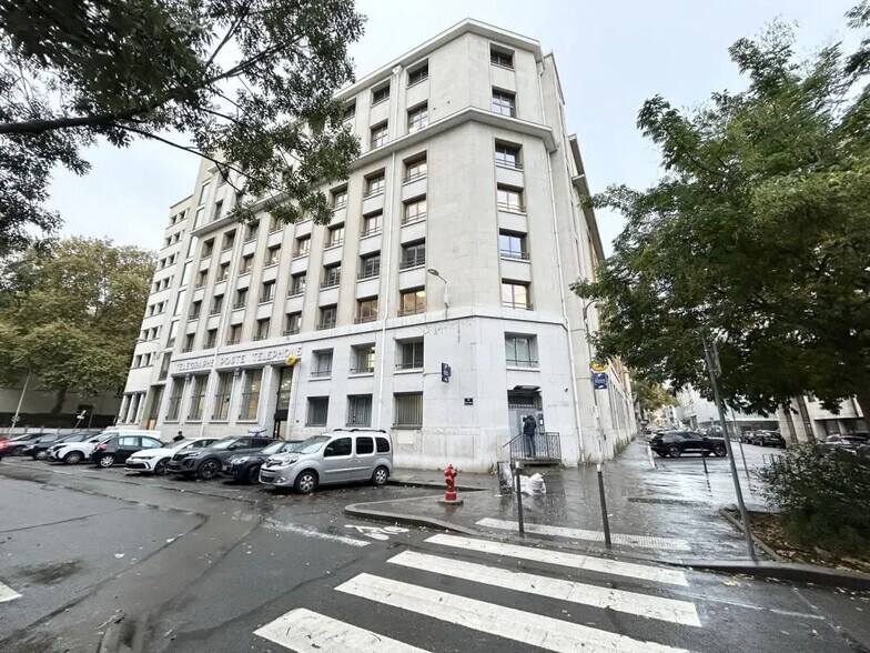 150-154 Rue Pierre Corneille, Lyon à louer - Photo du bâtiment - Image 2 de 21