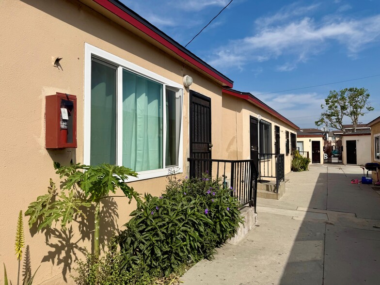 4244 E Compton Blvd, Compton, CA for sale - Building Photo - Image 3 of 5