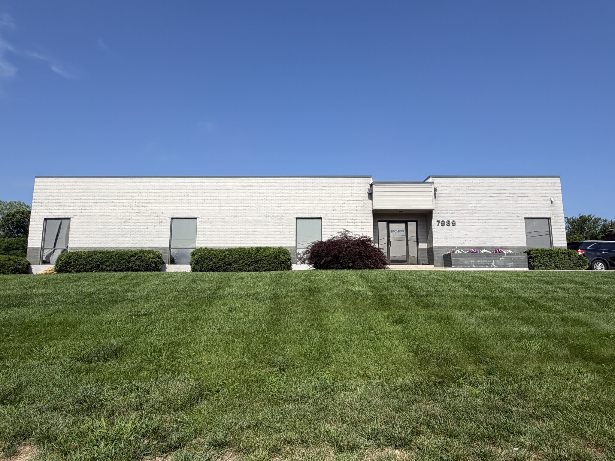 7989 S Suburban Rd, Centerville, OH à vendre Photo du bâtiment- Image 1 de 19