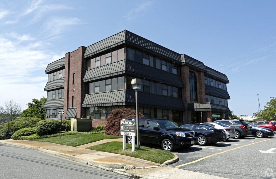 10 Allen St, Toms River, NJ à louer - Photo du bâtiment - Image 2 de 54