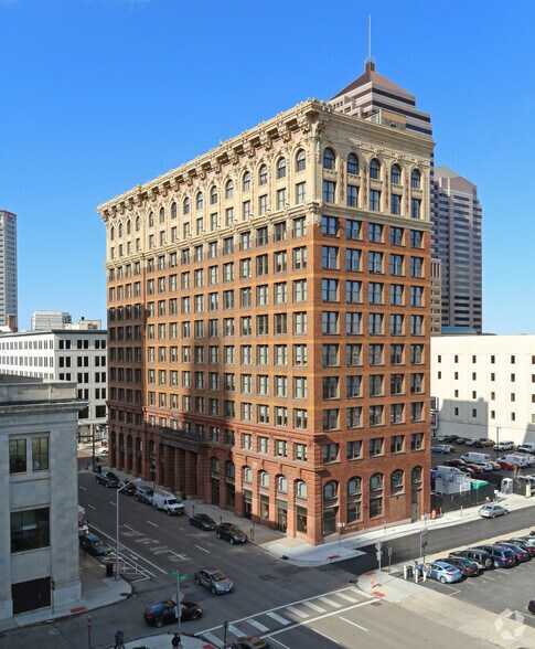 8 E Long St, Columbus, OH à louer - Photo du bâtiment - Image 3 de 7