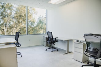 27200 Tourney Rd, Valencia, CA for lease Interior Photo- Image 1 of 2