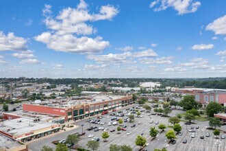 845-875 Pelham Pky, Pelham, NY - Aérien Vue de la carte