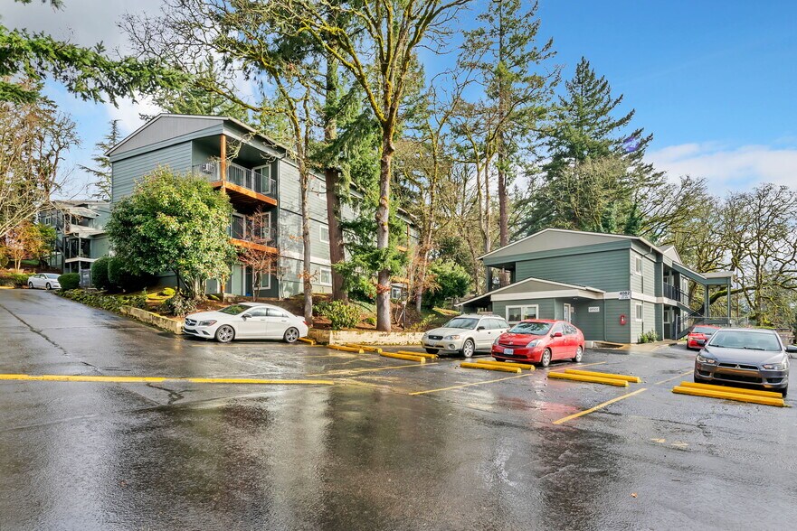 4082 Commercial St SE, Salem, OR à vendre - Photo du bâtiment - Image 2 de 22