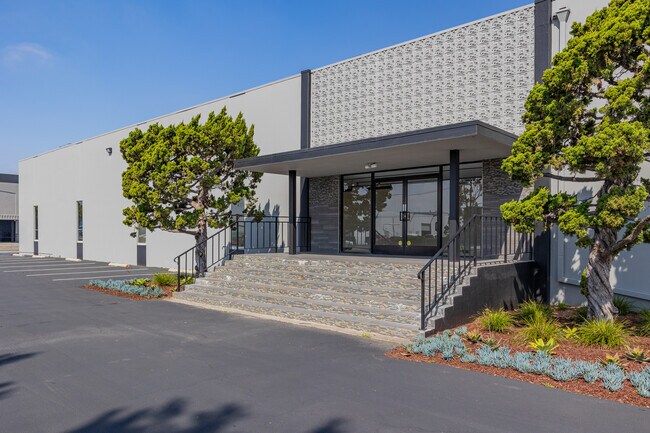 Plus de détails pour 1543 S State College Blvd, Anaheim, CA - Industriel à louer