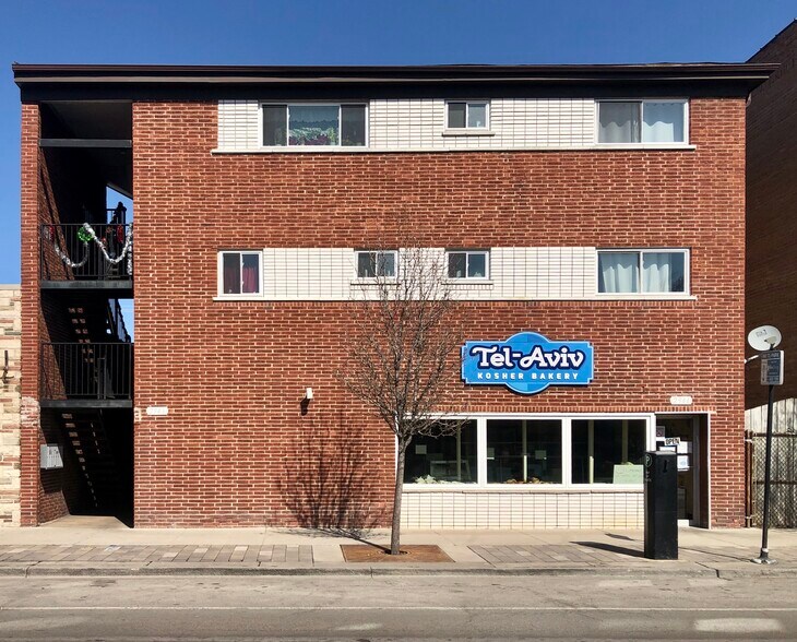 2944 W Devon Ave, Chicago, IL à vendre - Photo principale - Image 2 de 16