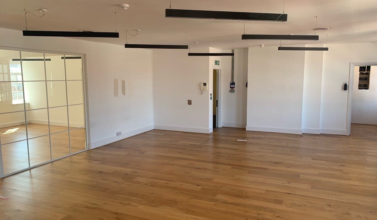 465 Brixton Rd, London for lease Interior Photo- Image 1 of 4