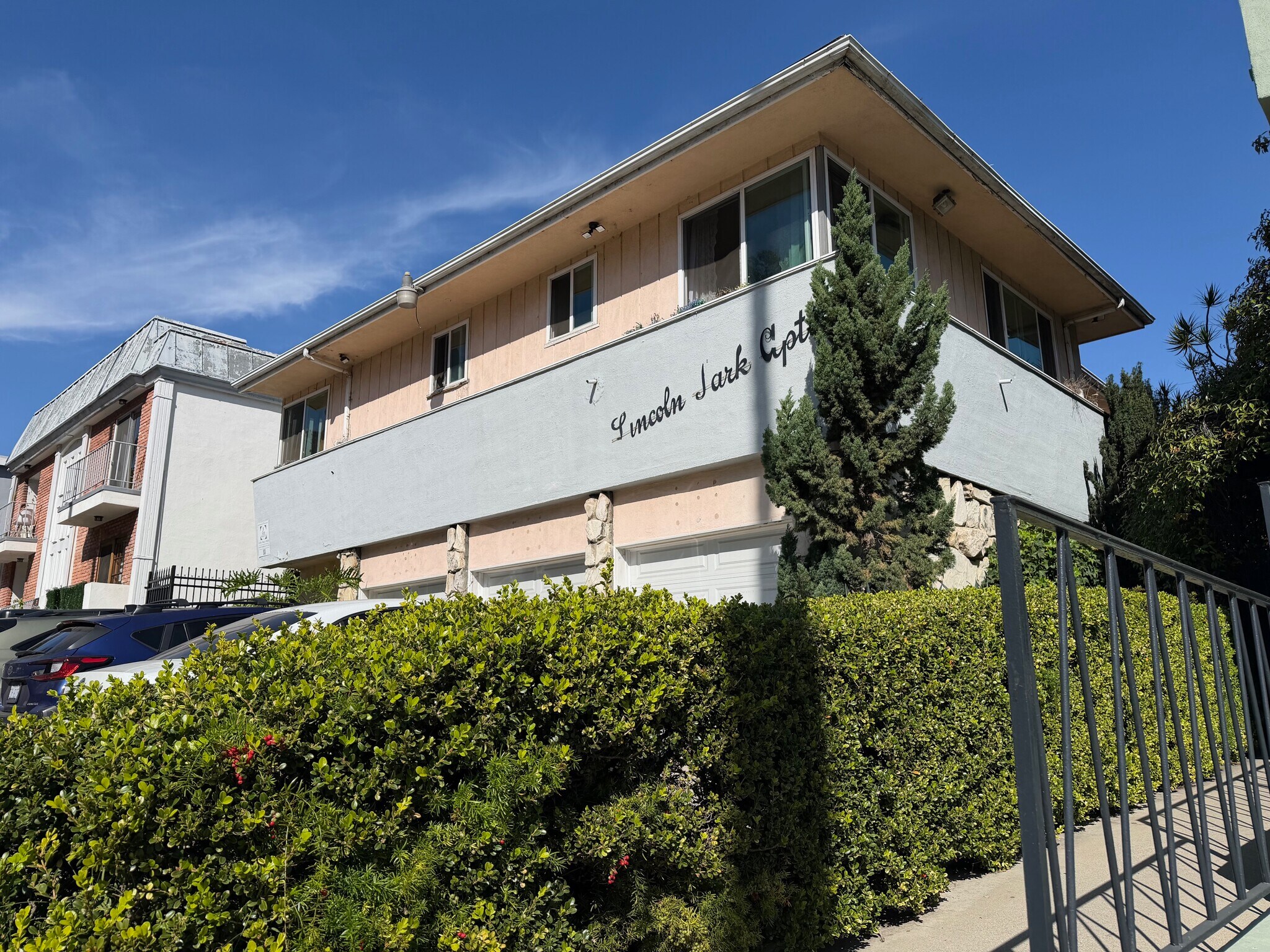 1129 Lincoln Blvd, Santa Monica, CA à vendre Photo principale- Image 1 de 6