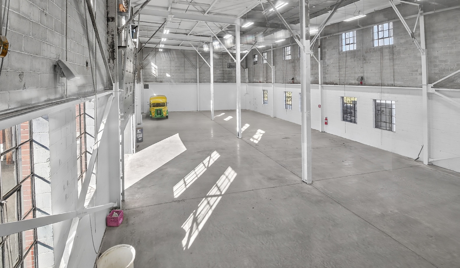 1 Rue Provost, Montréal, QC for lease Interior Photo- Image 1 of 3