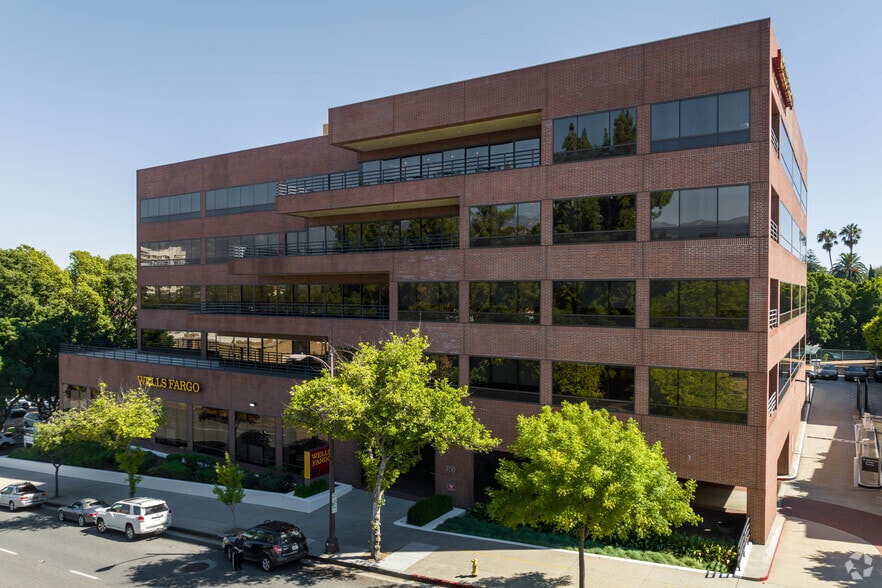 350 W Colorado Blvd, Pasadena, CA for lease - Building Photo - Image 2 of 16