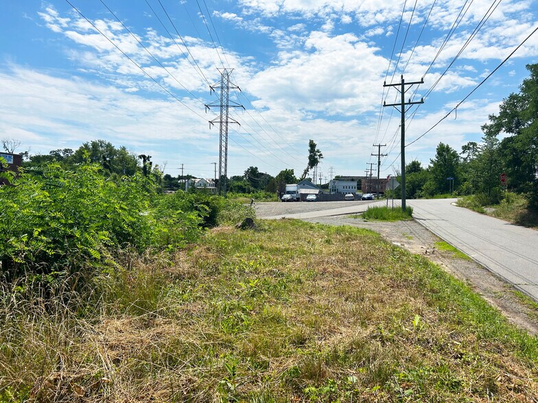 Ruritan Road, Sterling, VA à vendre - Photo du bâtiment - Image 2 de 5