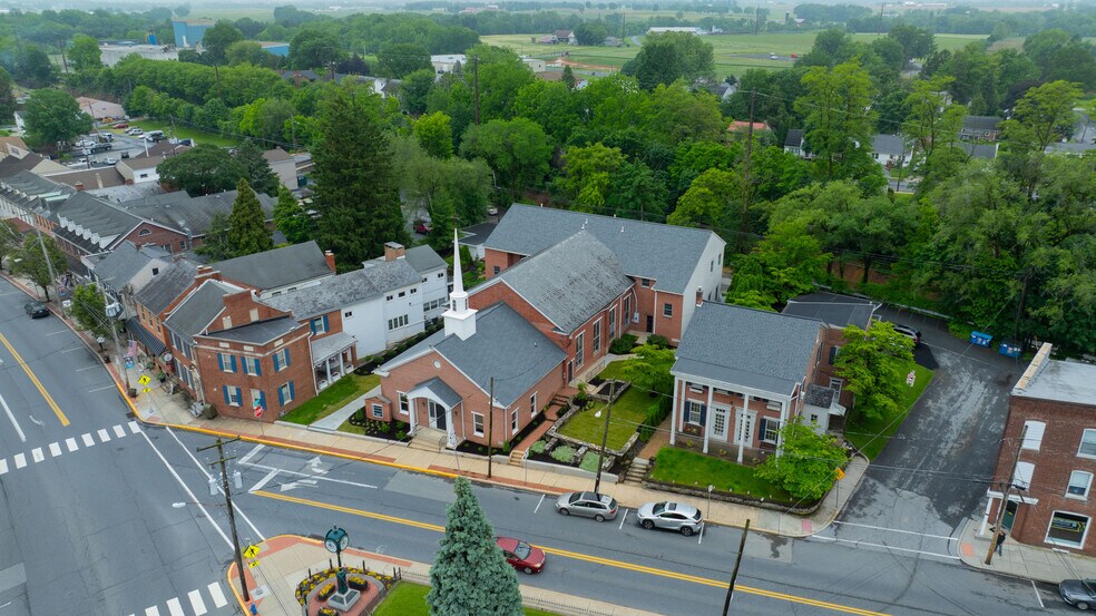 9 Marietta Ave, Mount Joy, PA for lease - Building Photo - Image 2 of 28