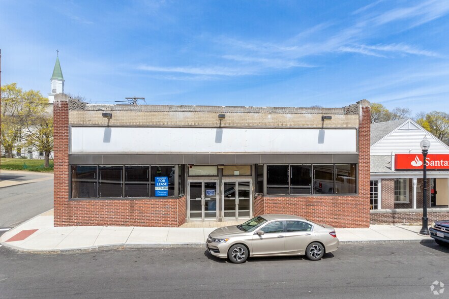 85 Centre St, Middleboro, MA à louer - Photo du bâtiment - Image 2 de 5