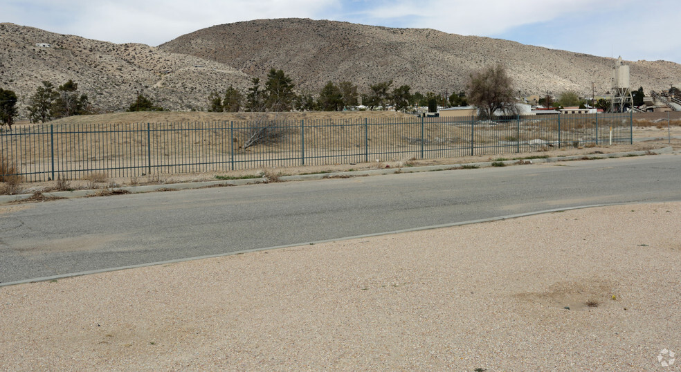 Benicia Trl & Kickapoo Trl, Yucca Valley, CA à vendre - Photo principale - Image 1 de 1