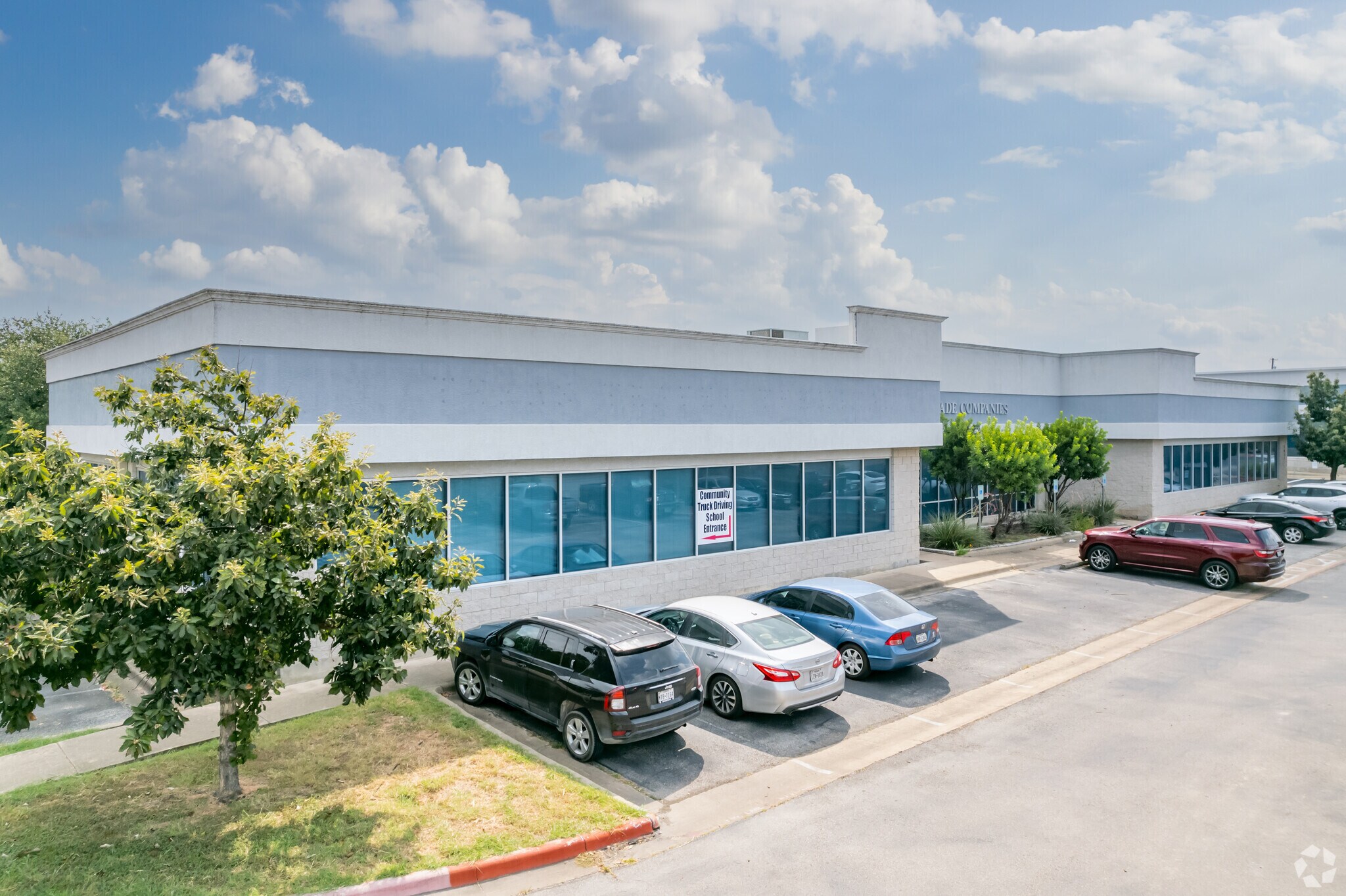 1611 Chisholm Trail Rd, Round Rock, TX à louer Photo principale- Image 1 de 5