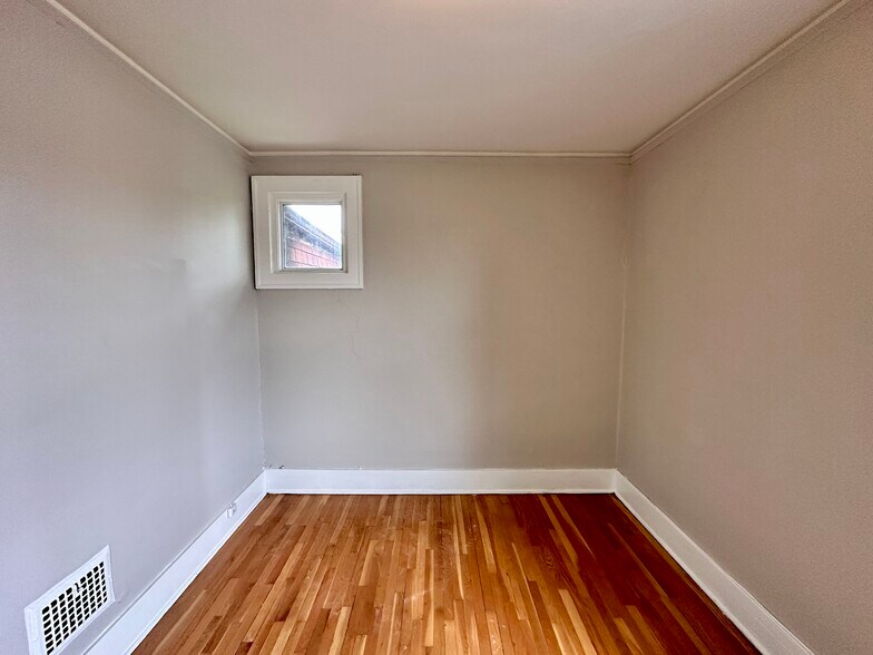 14028 Faircrest St, Detroit, MI à vendre - Photo intérieure - Image 2 de 23