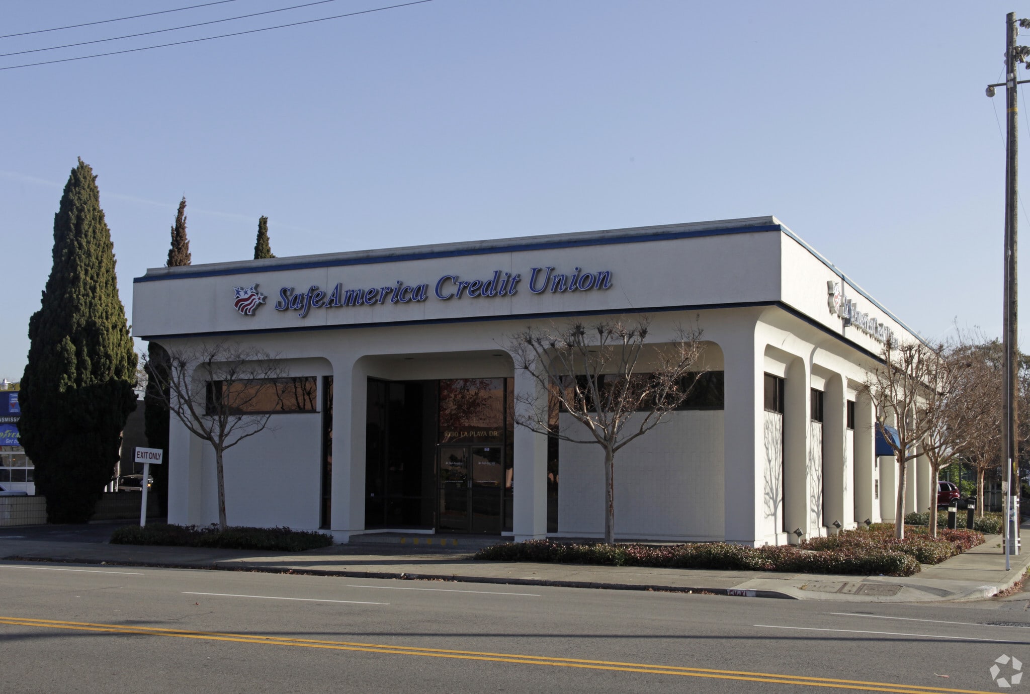 1030 La Playa Dr, Hayward, CA for sale Primary Photo- Image 1 of 4