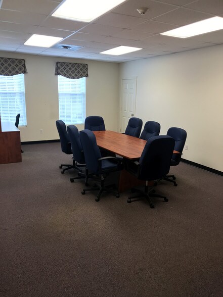 1161 Main St, Holden, MA for sale - Building Photo - Image 3 of 10