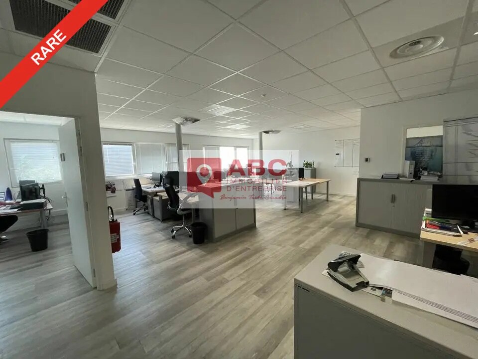 Flex in Saint-Jean-de-Védas for lease Interior Photo- Image 1 of 5