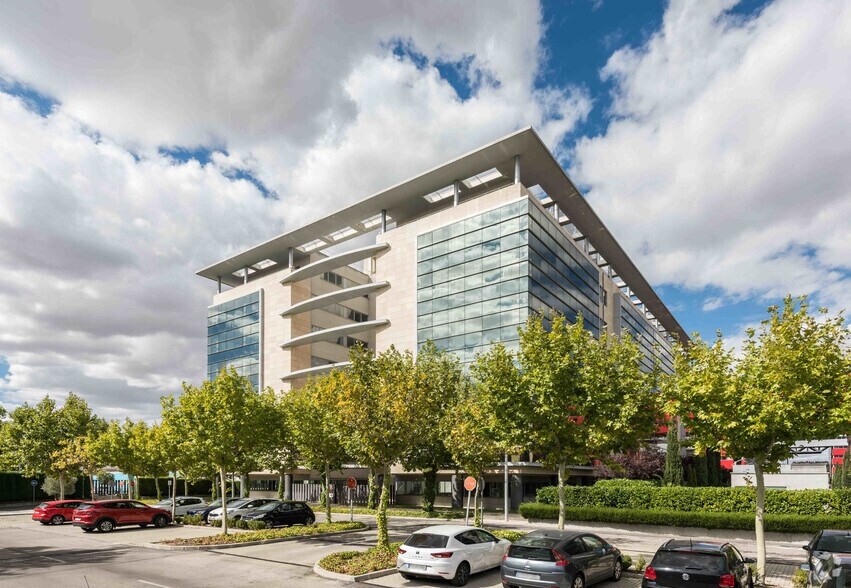 Calle Marie Curie, 17, Rivas-Vaciamadrid, Madrid à louer - Photo principale - Image 1 de 26