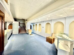 1-18 Church Arcade, Bedford for lease Interior Photo- Image 2 of 5