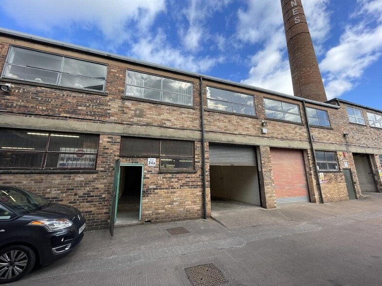 Whieldon Rd, Stoke On Trent for lease - Building Photo - Image 1 of 4