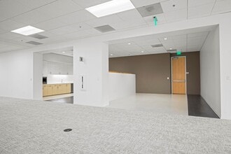 680 N McCarthy Blvd, Milpitas, CA à louer Photo intérieure- Image 1 de 9