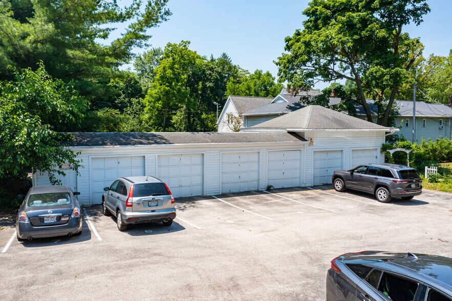 205 Mentor Ave, Painesville, OH à vendre - Photo du bâtiment - Image 3 de 7