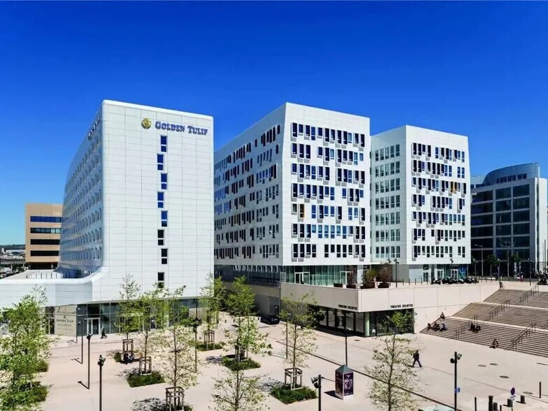 Bureau dans Marseille à louer - Photo du bâtiment - Image 2 de 3