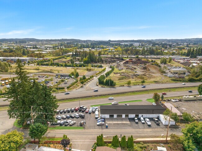 Plus de détails pour 18435 SW Pacific Hwy, Tualatin, OR - Commerce de détail à vendre