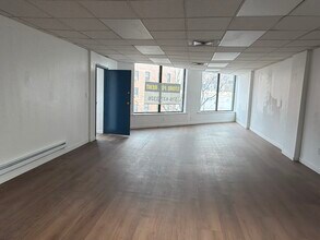 8-12 W Fordham Rd, Bronx, NY for lease Interior Photo- Image 1 of 3