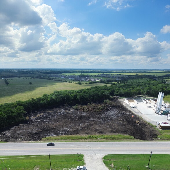 State Highway 121, Trenton, TX for lease - Building Photo - Image 3 of 6