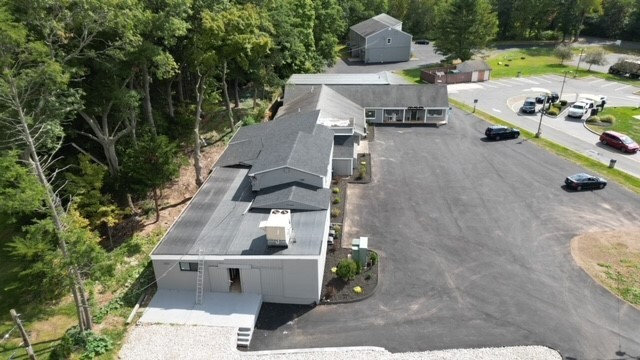 830 S Main St, Cheshire, CT for lease - Building Photo - Image 3 of 5