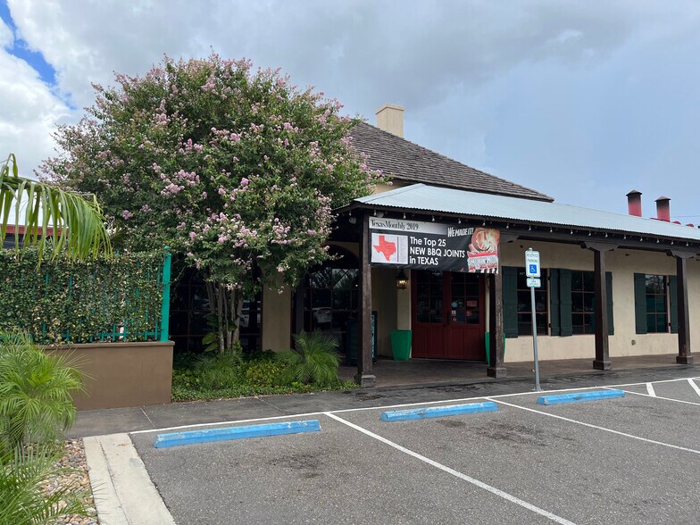 1617 W Polk Ave, Pharr, TX à vendre - Photo du bâtiment - Image 2 de 29