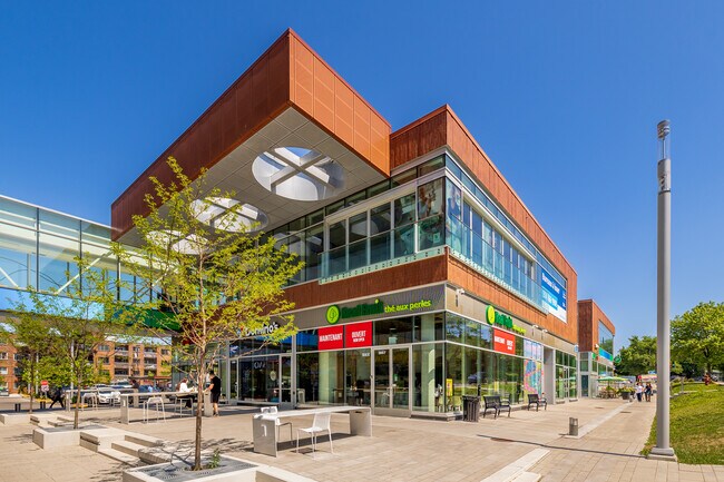 Plus de détails pour 2615-2865 Ave Van Horne, Montréal, QC - Commerce de détail à louer