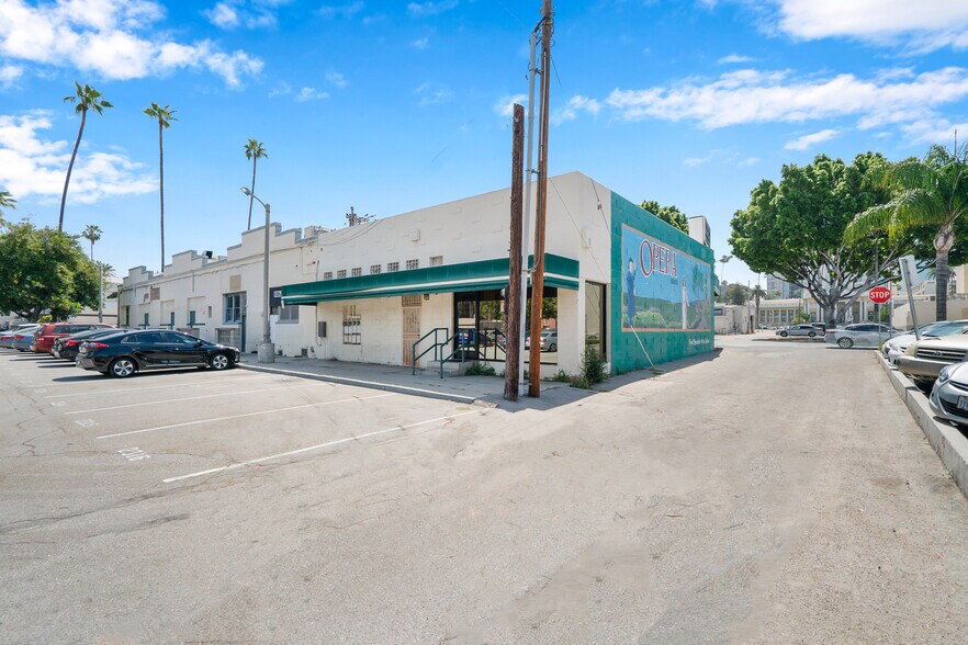 4035 Market St, Riverside, CA à louer - Photo du bâtiment - Image 2 de 7