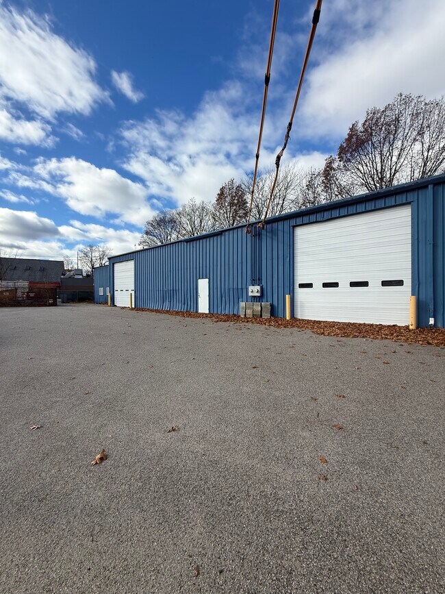 Plus de détails pour 17 Wolcott Ct, Boston, MA - Industriel à louer
