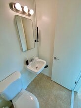 4455 Twain Ave, San Diego, CA à louer Photo intérieure- Image 2 de 4