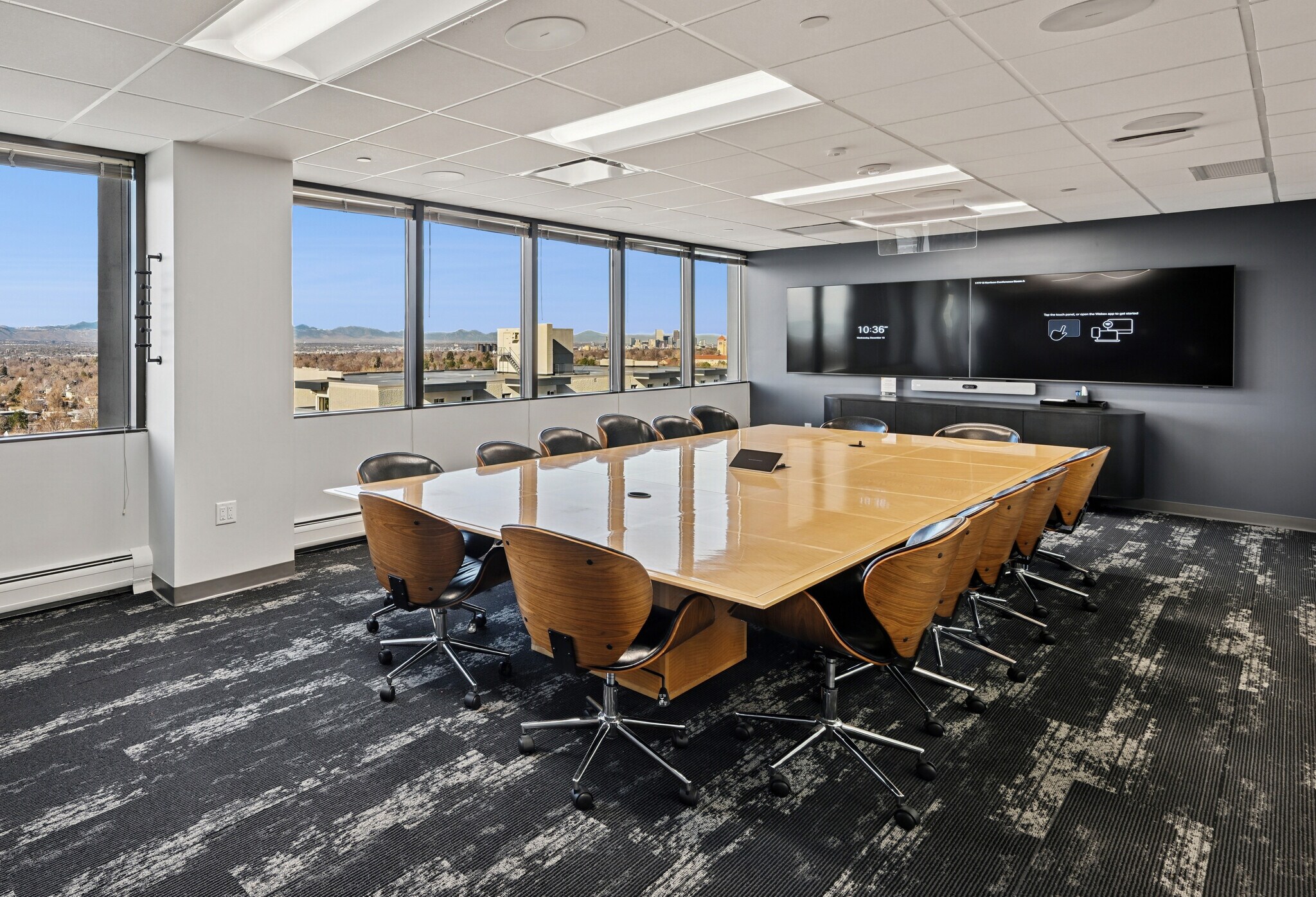 1777 S Harrison St, Denver, CO à louer Photo intérieure- Image 1 de 14