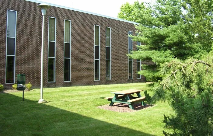 254 Chapman Rd, Newark, DE à louer - Photo du bâtiment - Image 2 de 6