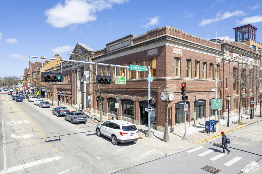 104 N Oak Park Ave, Oak Park, IL for lease - Building Photo - Image 1 of 8