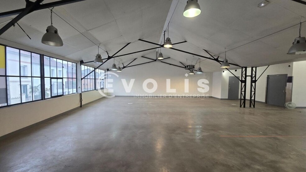 37 Bis Rue Gustave Simonet, Ivry-sur-Seine for sale - Interior Photo - Image 2 of 6