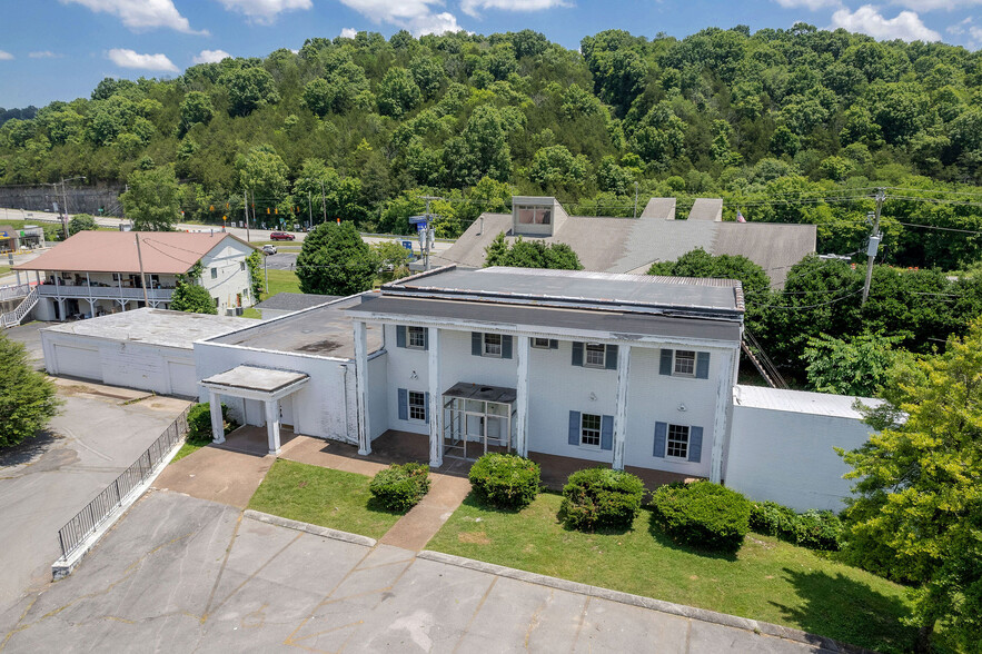 407 E Gore Ave, Gainesboro, TN for sale - Aerial - Image 2 of 38