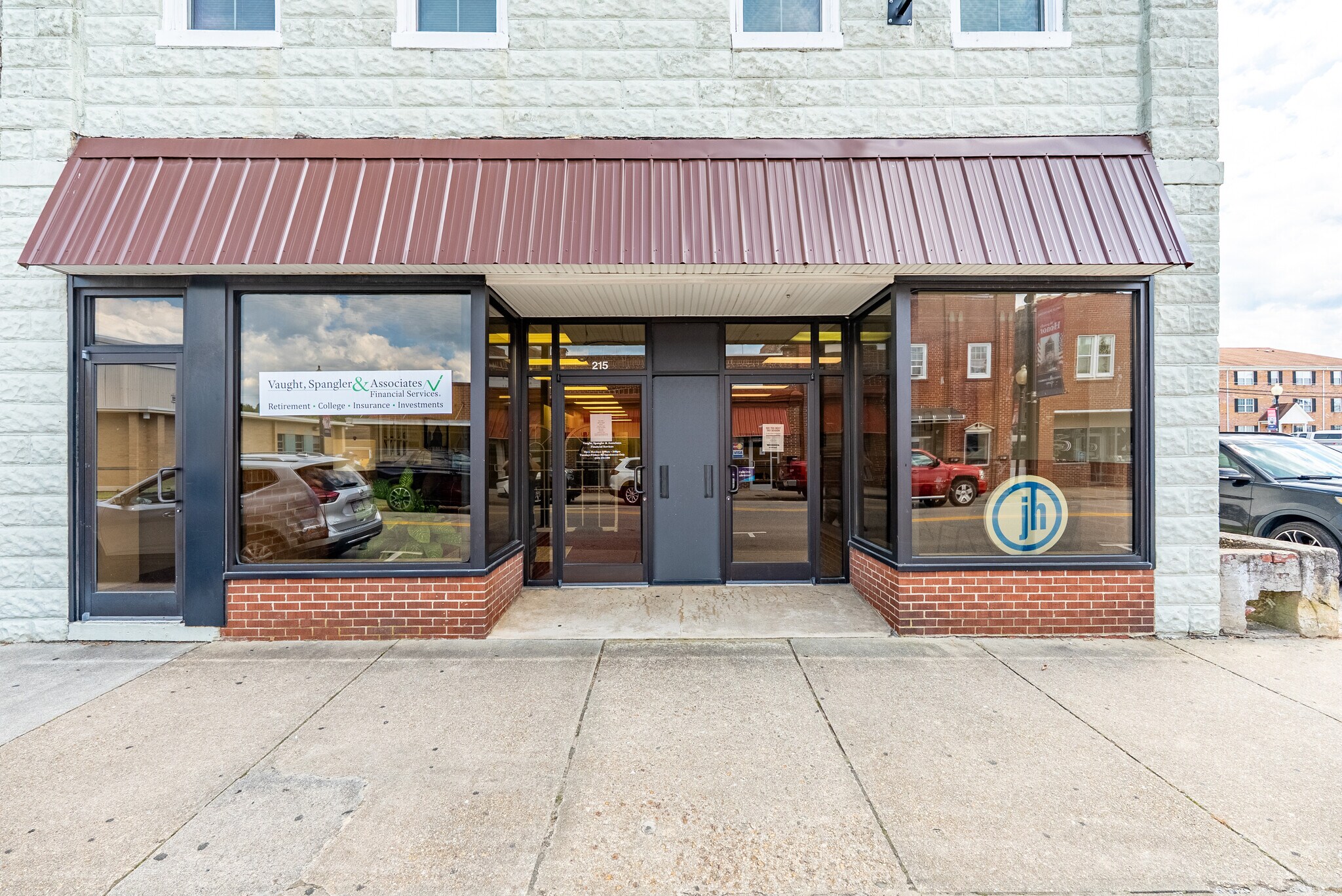 215 S Main St, Blackstone, VA à vendre Photo du bâtiment- Image 1 de 33